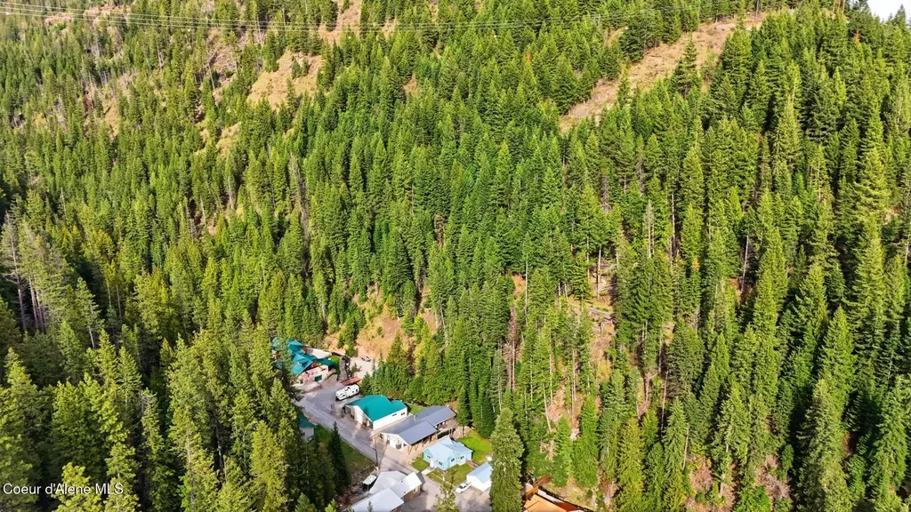 452 2nd Street Mullan ID 83846