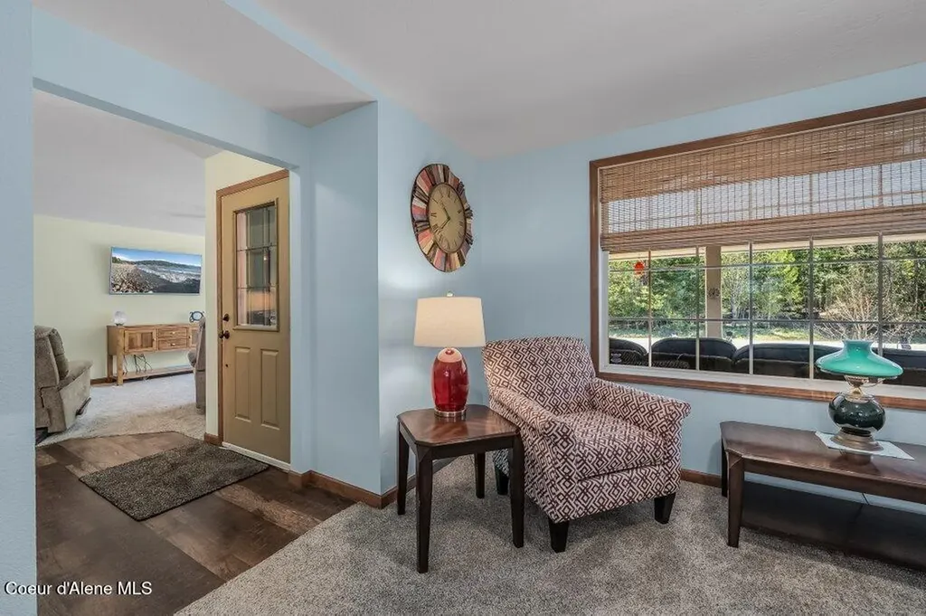 6364 Bottle Bay Road Sagle ID 83860