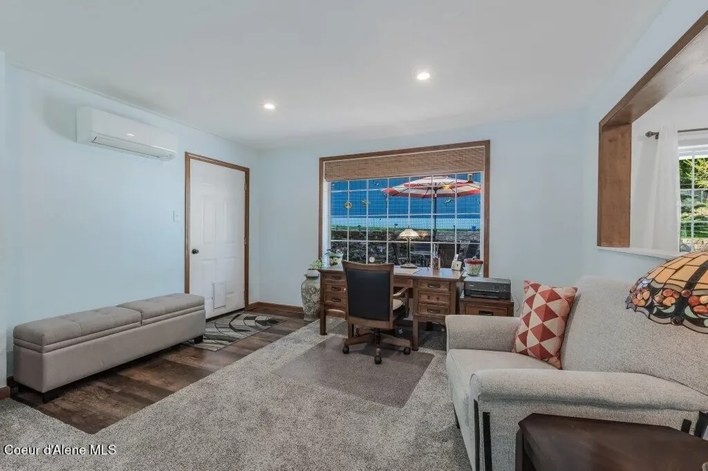 6364 Bottle Bay Road Sagle ID 83860