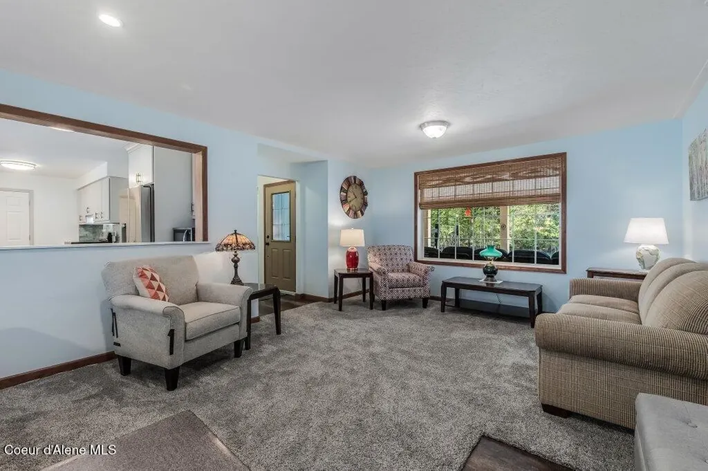 6364 Bottle Bay Road Sagle ID 83860