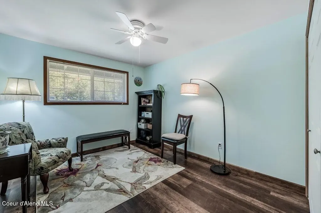 6364 Bottle Bay Road Sagle ID 83860