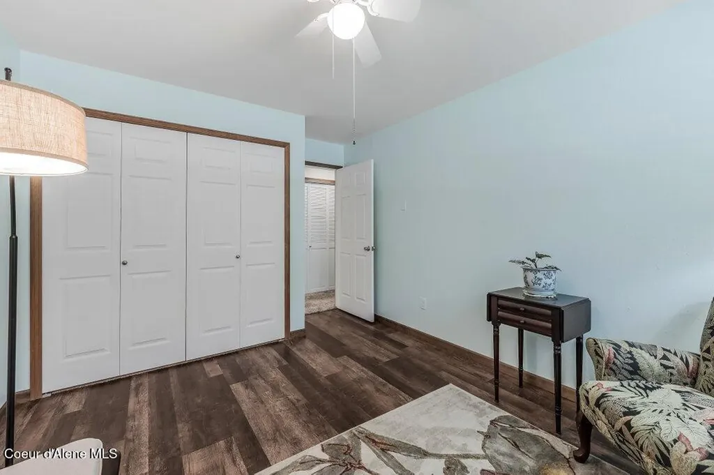 6364 Bottle Bay Road Sagle ID 83860