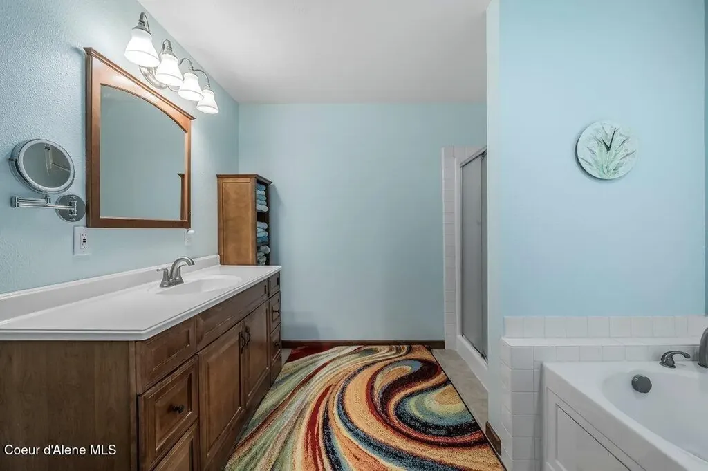 6364 Bottle Bay Road Sagle ID 83860