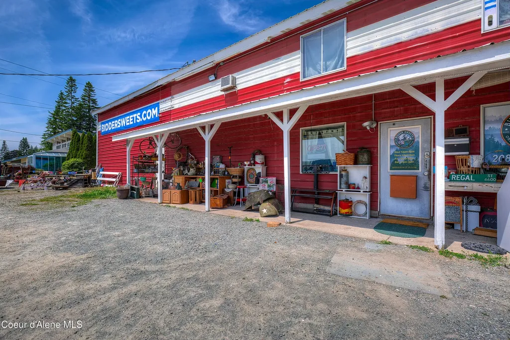 4799 Highway 2 Priest River ID 83856
