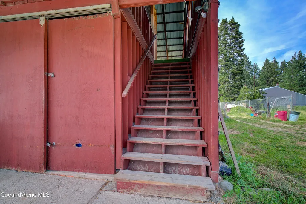 4799 Highway 2 Priest River ID 83856