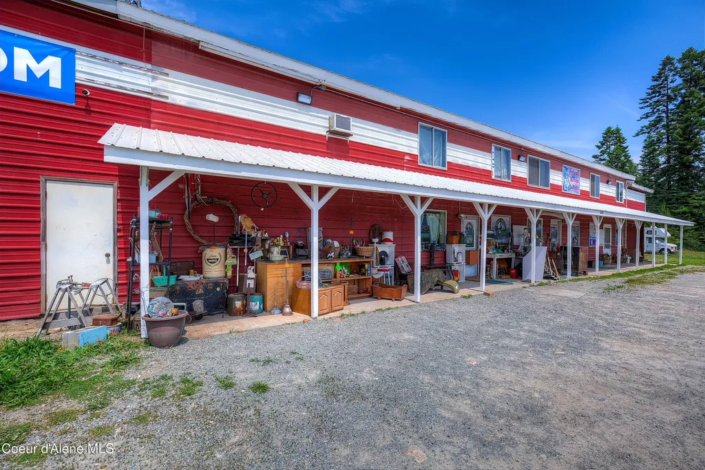 4799 Highway 2 Priest River ID 83856