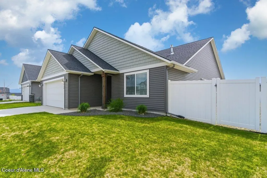 12838 N Farley Way Rathdrum ID 83858
