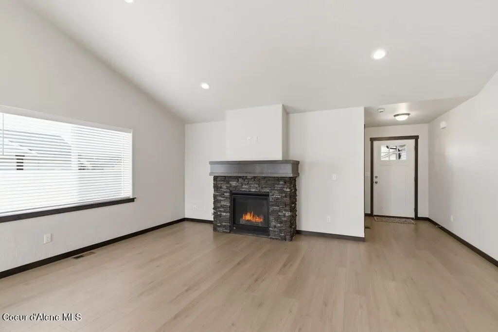 12838 N Farley Way Rathdrum ID 83858