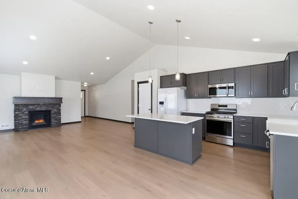 12838 N Farley Way Rathdrum ID 83858