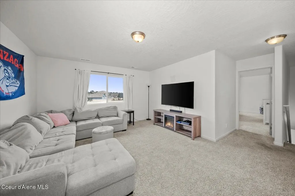 1496 N Minam Loop Post Falls ID 83854