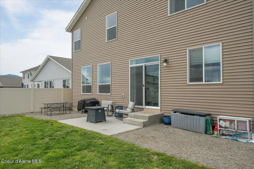 1496 N Minam Loop Post Falls ID 83854