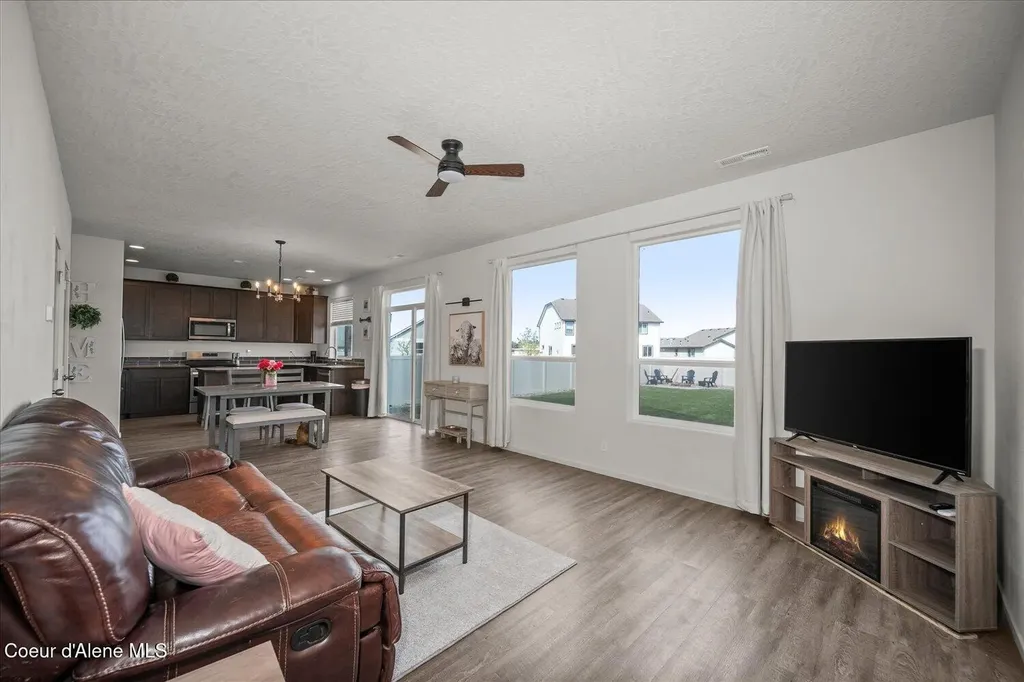 1496 N Minam Loop Post Falls ID 83854