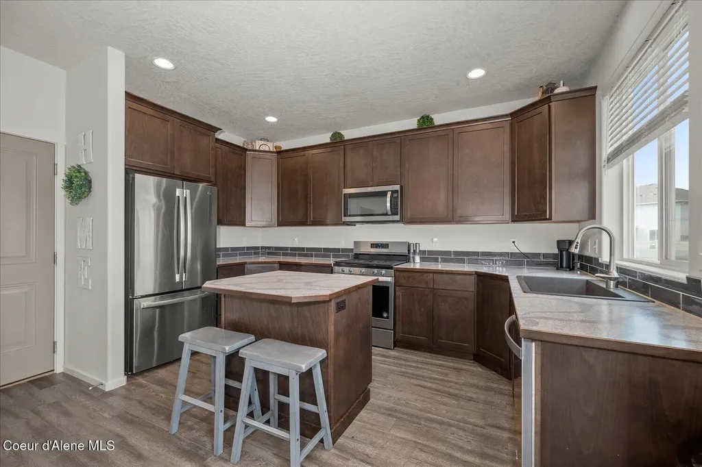 1496 N Minam Loop Post Falls ID 83854