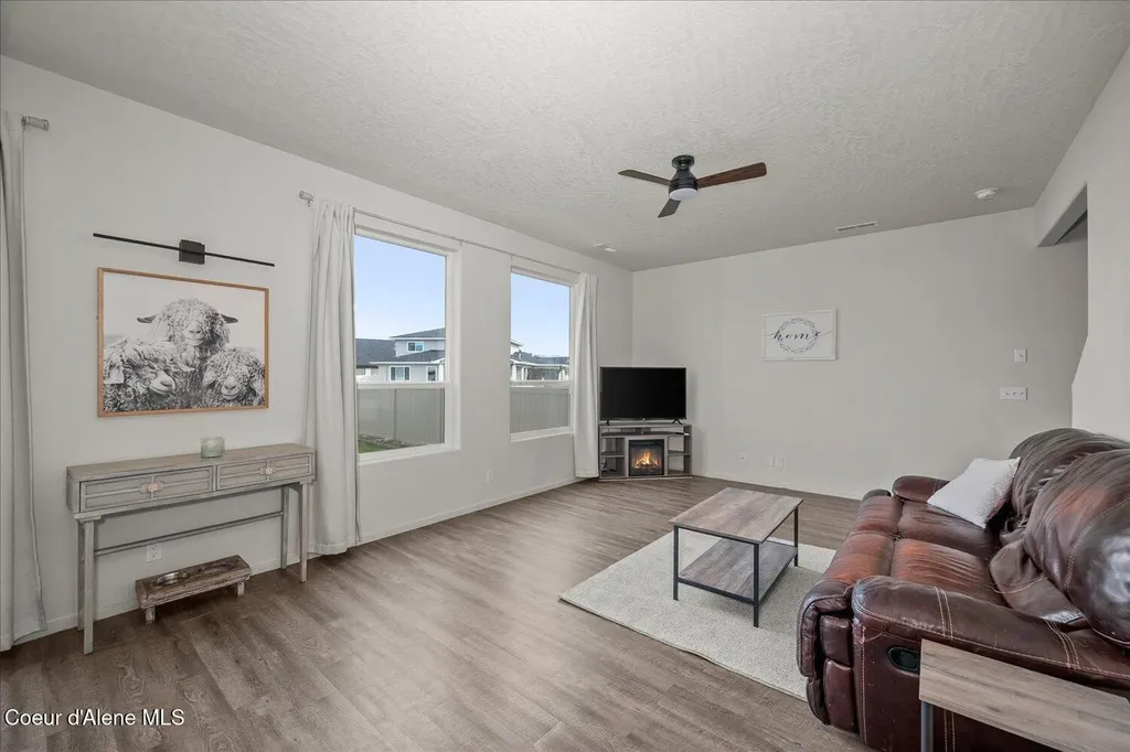 1496 N Minam Loop Post Falls ID 83854