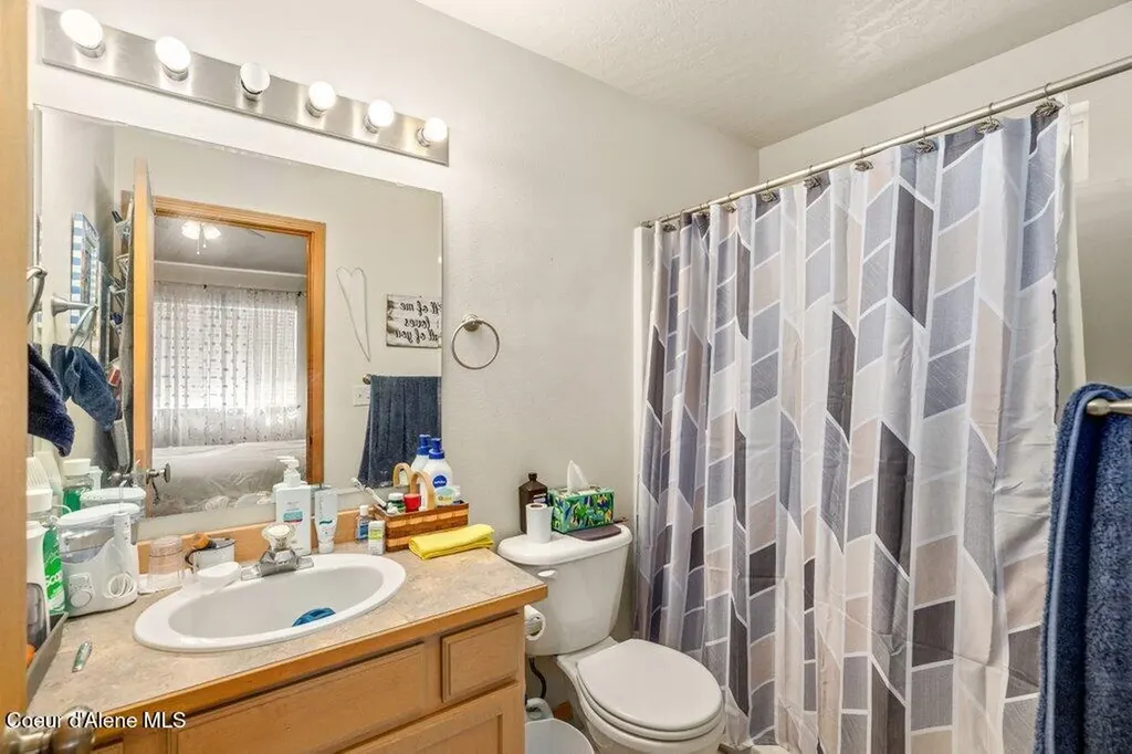 5056 W Palmwood Lane Post Falls ID 83854