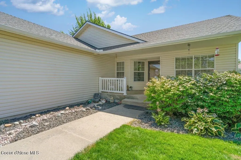 5056 W Palmwood Lane Post Falls ID 83854