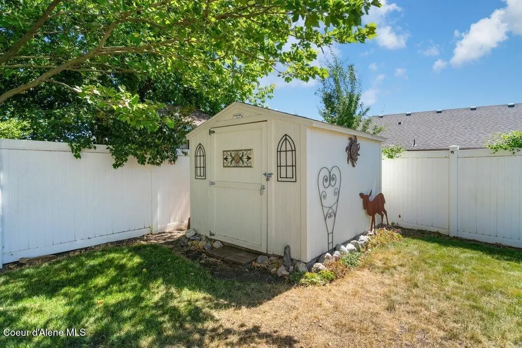 5056 W Palmwood Lane Post Falls ID 83854