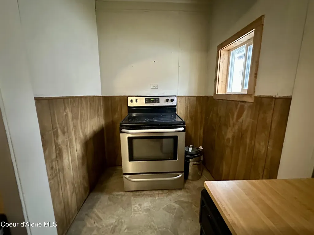 615 Earle Street Mullan ID 83846