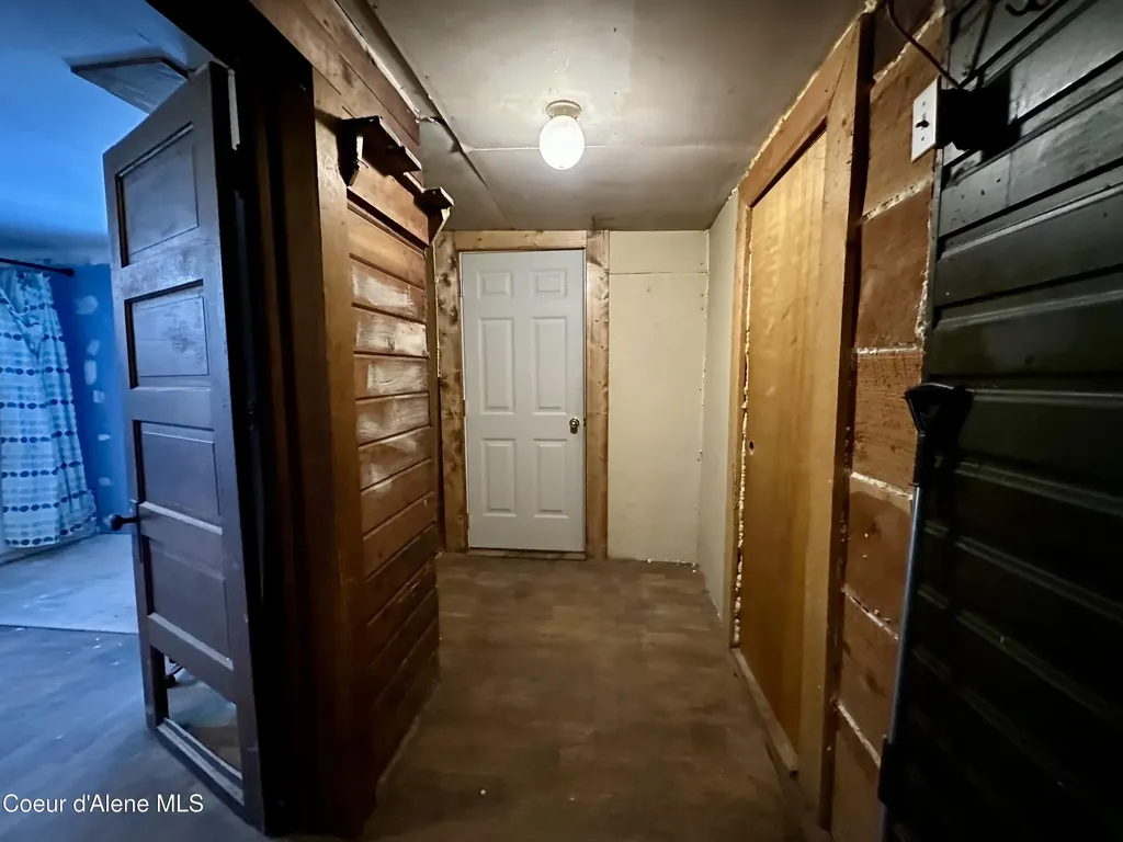 615 Earle Street Mullan ID 83846
