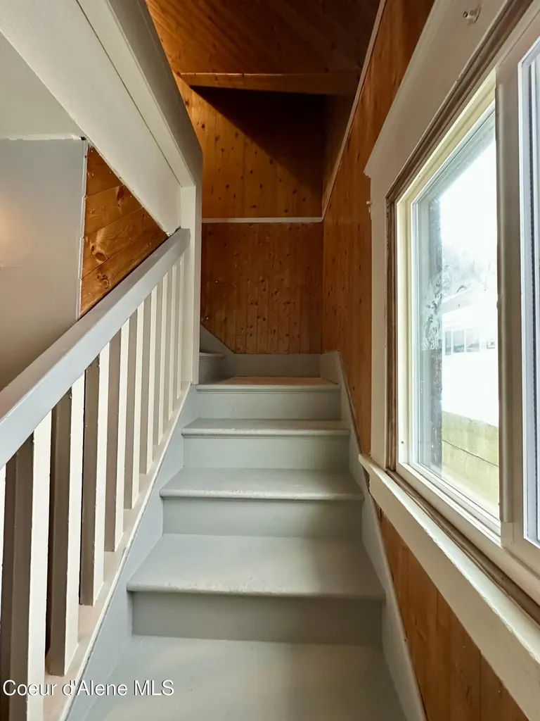 615 Earle Street Mullan ID 83846