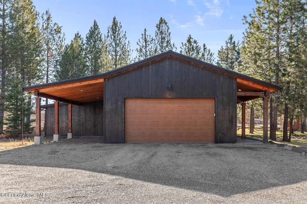 2010 E Dodd Road Hayden ID 83835