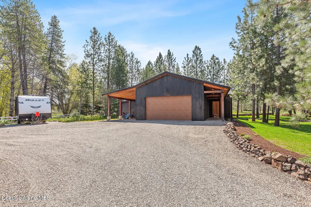 2010 E Dodd Road Hayden ID 83835