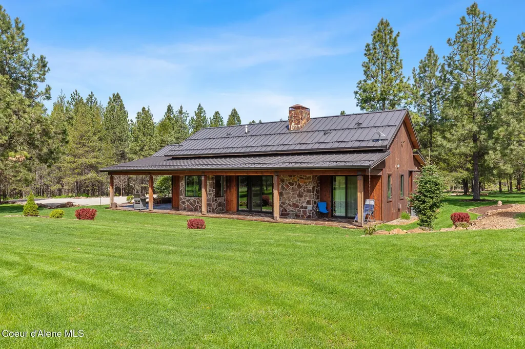 2010 E Dodd Road Hayden ID 83835
