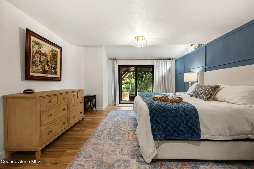 5884 E Hayden Lake Road Hayden ID 83835