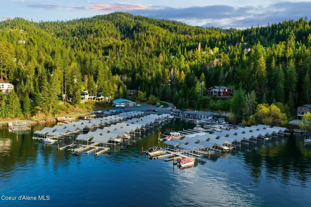5884 E Hayden Lake Road Hayden ID 83835