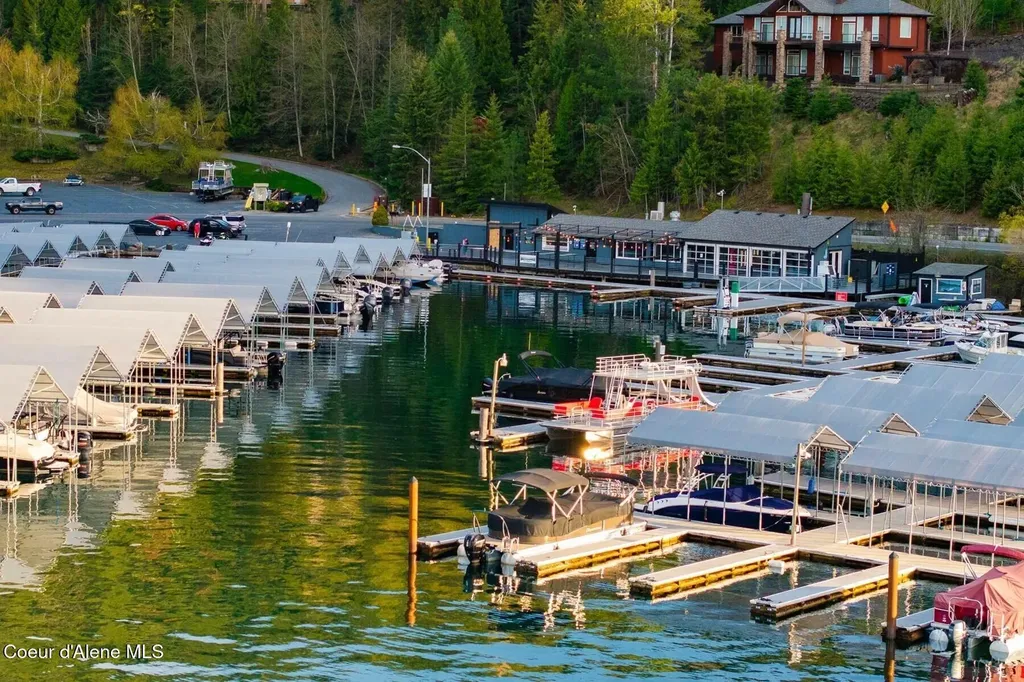 5884 E Hayden Lake Road Hayden ID 83835