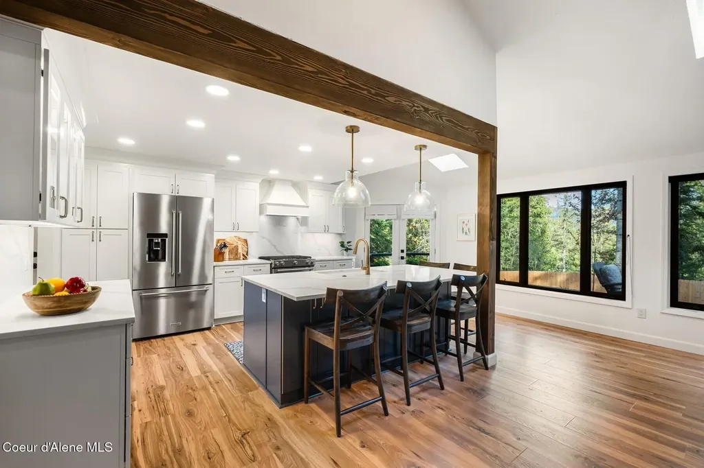5884 E Hayden Lake Road Hayden ID 83835