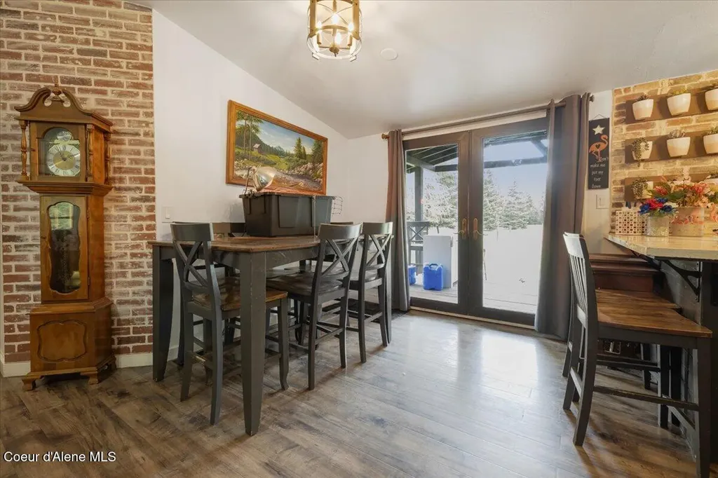 30758 N Caravelle Road Athol ID 83801