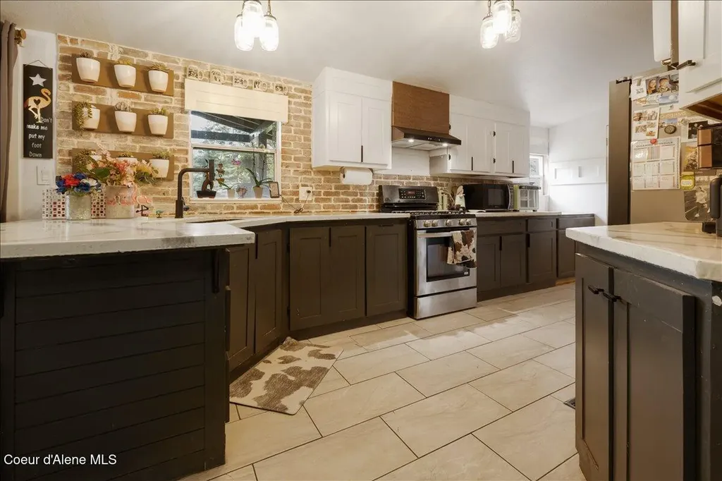 30758 N Caravelle Road Athol ID 83801