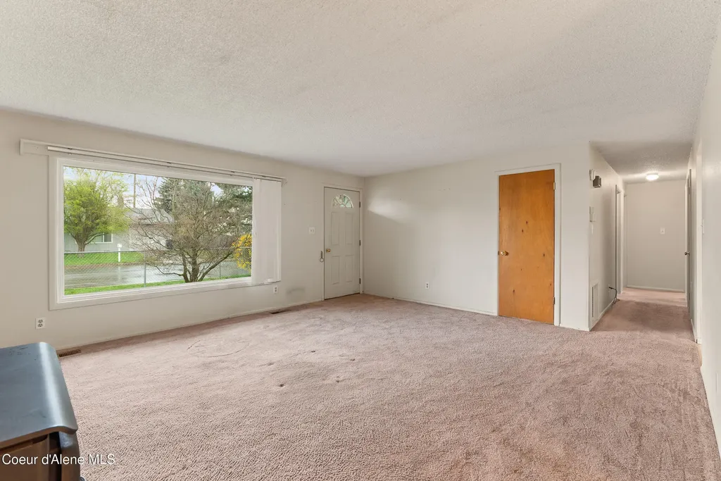 921 Ruth Ave Avenue Sandpoint ID 83864