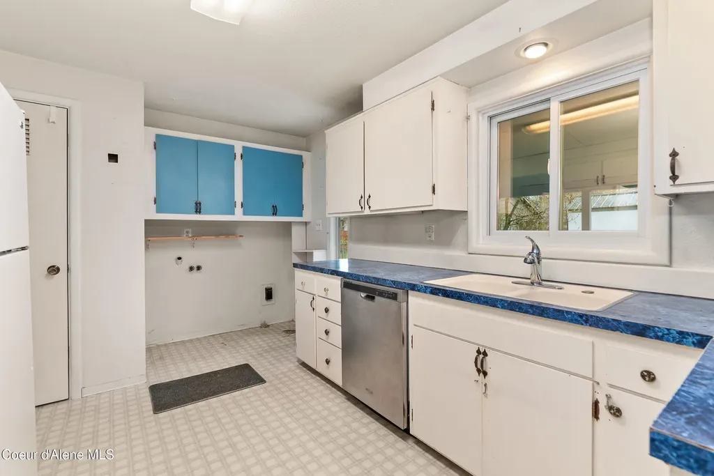 921 Ruth Ave Avenue Sandpoint ID 83864