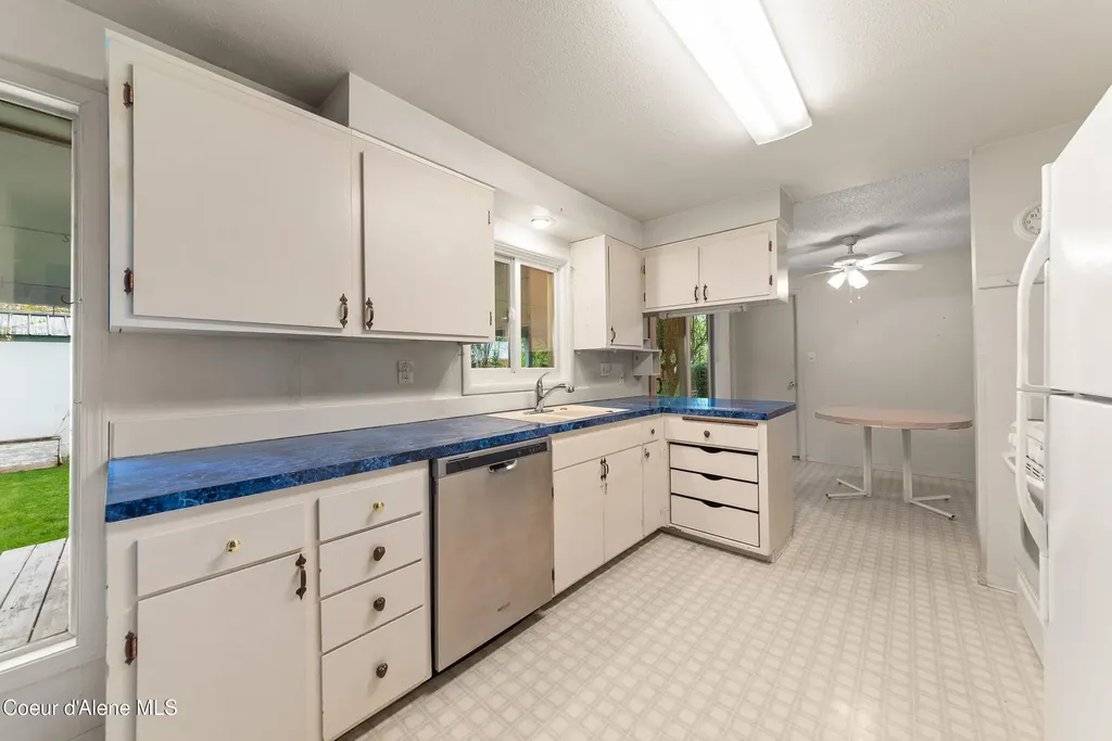 921 Ruth Ave Avenue Sandpoint ID 83864
