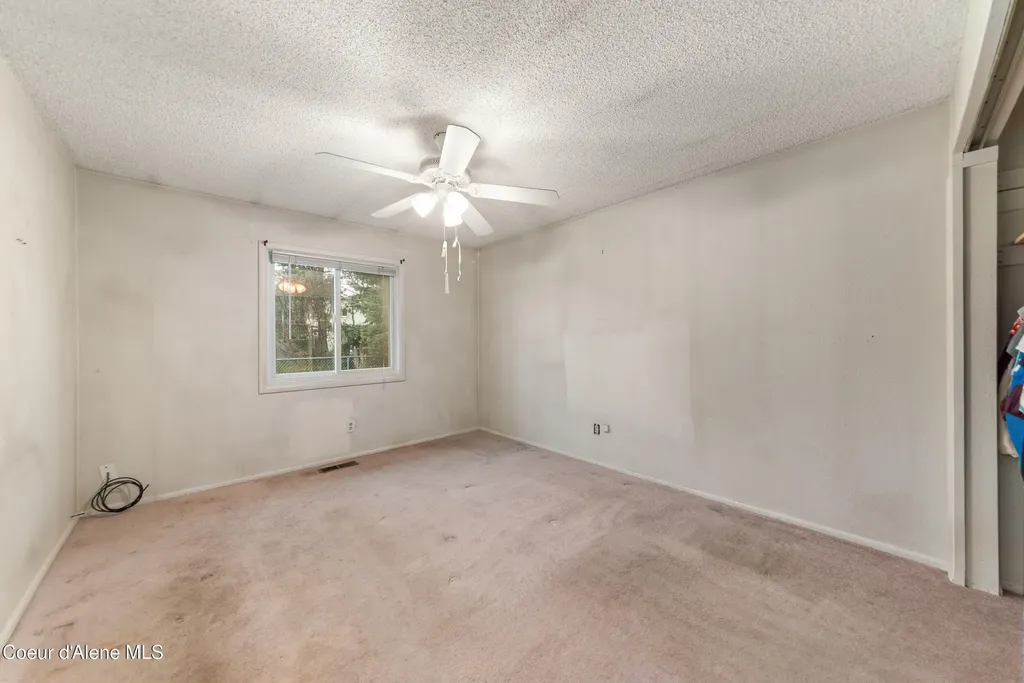 921 Ruth Ave Avenue Sandpoint ID 83864