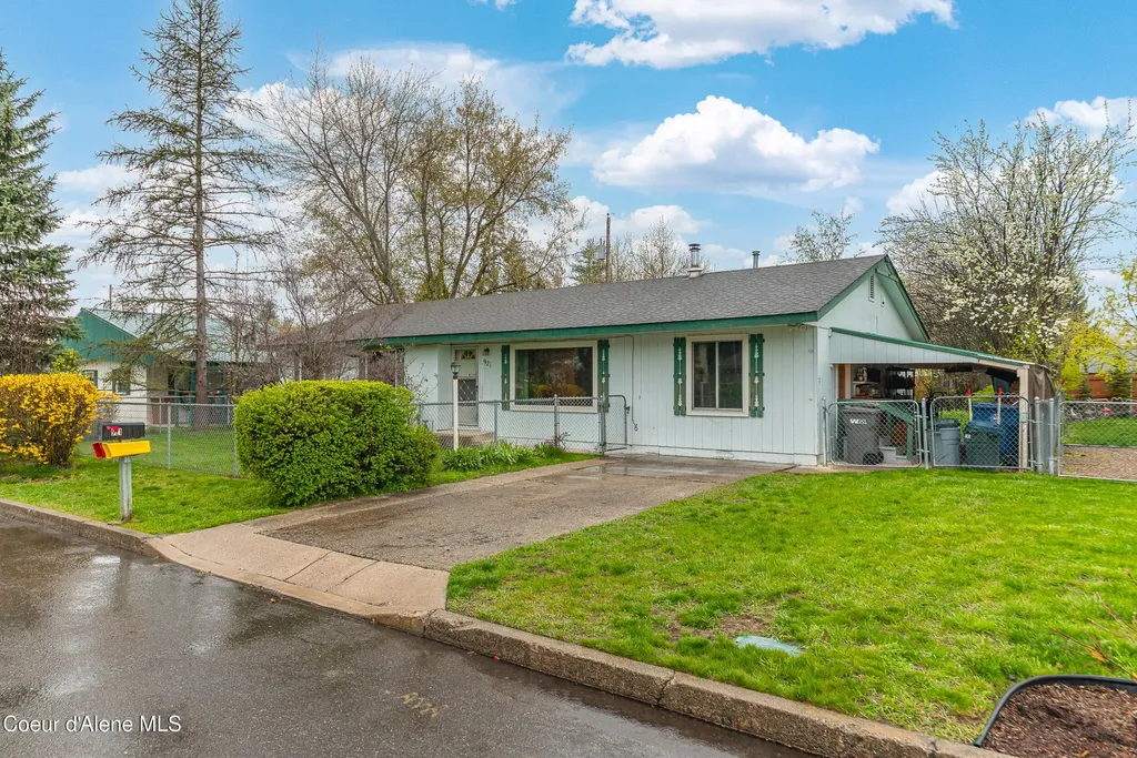 921 Ruth Ave Avenue Sandpoint ID 83864