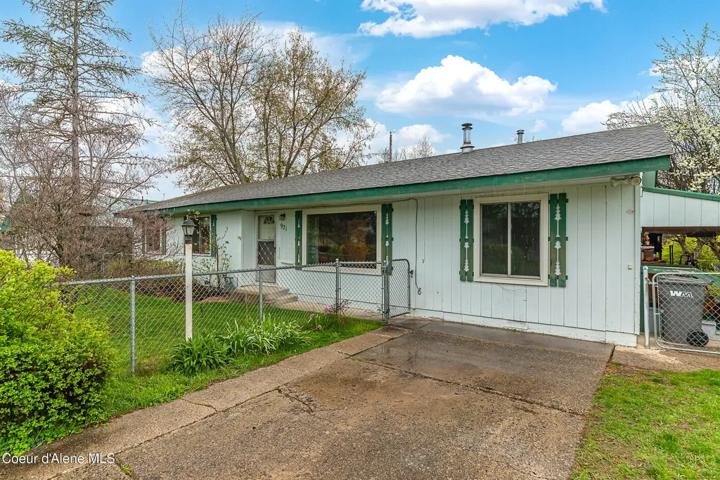 921 Ruth Ave Avenue Sandpoint ID 83864
