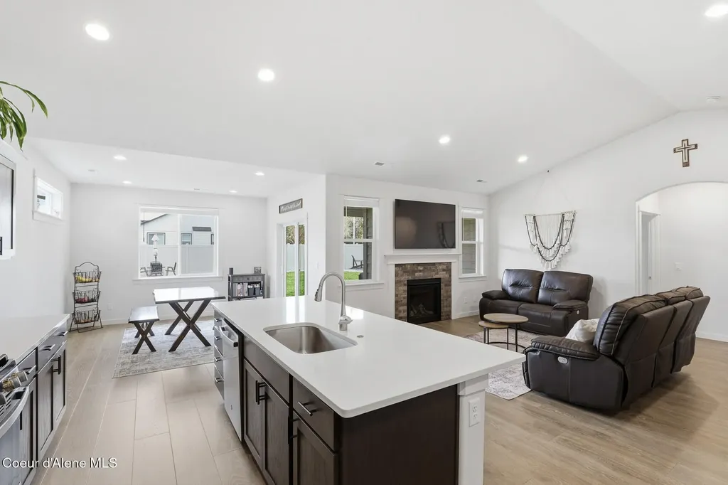 4495 N May Ella Loop Post Falls ID 83854
