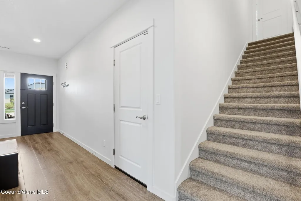 4495 N May Ella Loop Post Falls ID 83854