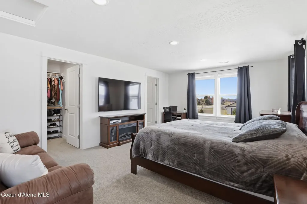 4495 N May Ella Loop Post Falls ID 83854