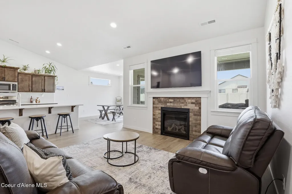 4495 N May Ella Loop Post Falls ID 83854