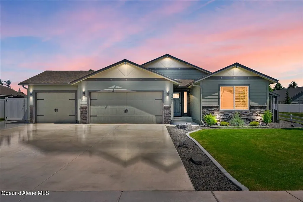 10456 N Murcia Lane Hayden ID 83835