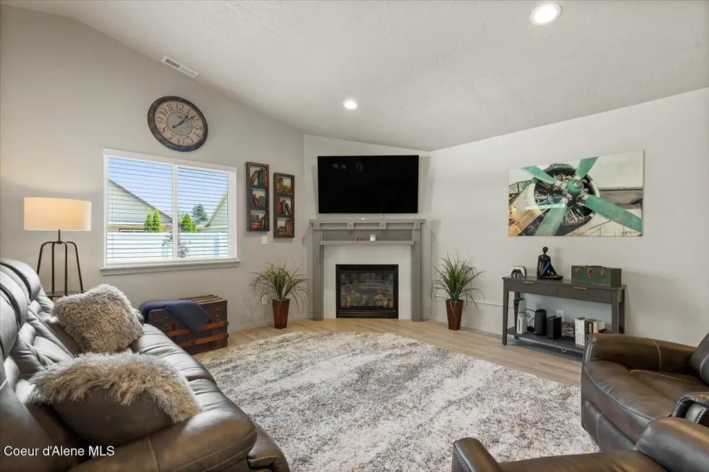 10456 N Murcia Lane Hayden ID 83835