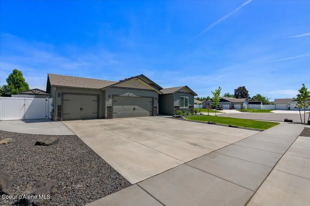 10456 N Murcia Lane Hayden ID 83835