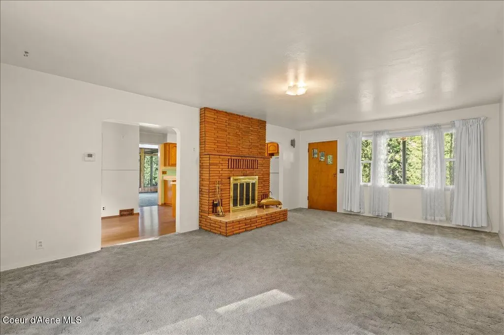 2122 Nine Mile Road Wallace ID 83873