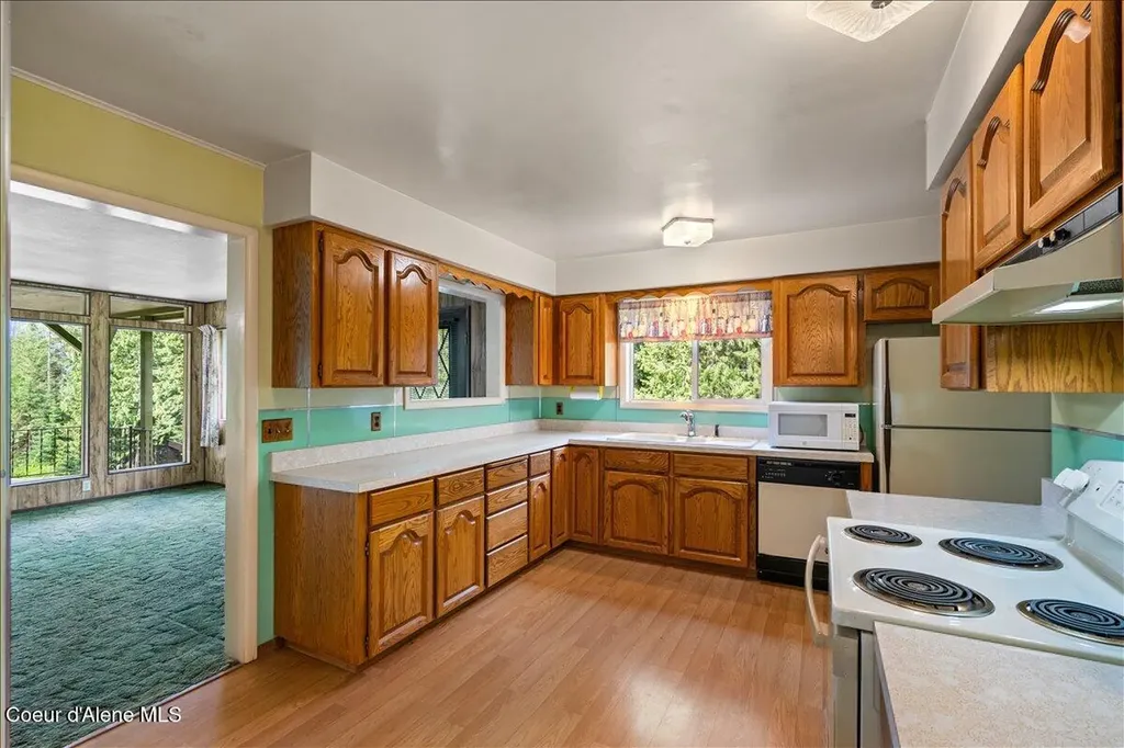 2122 Nine Mile Road Wallace ID 83873