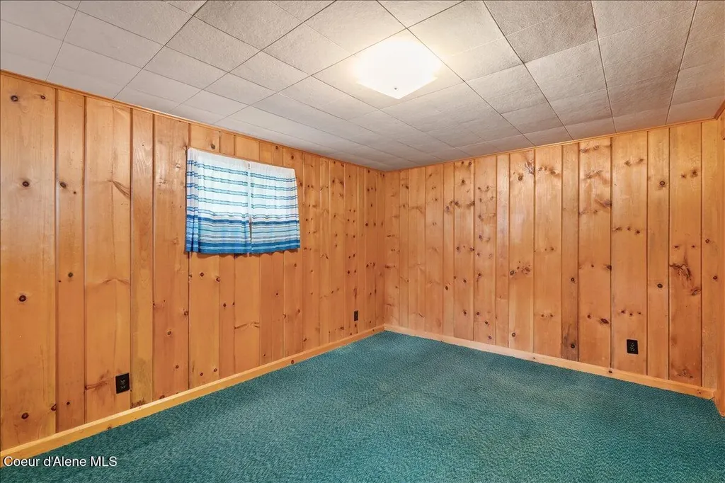 2122 Nine Mile Road Wallace ID 83873