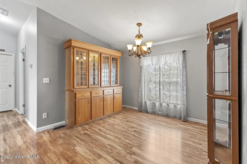 2204 W Pellinore Way Post Falls ID 83854